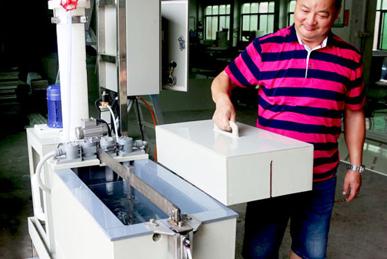 化學(xué)鎳電鍍設(shè)備 化學(xué)鎳電鍍設(shè)備